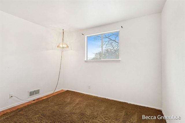 4791 Westgate Drive, Comstock Park, MI 49321