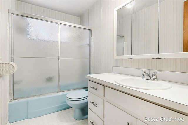 4791 Westgate Drive, Comstock Park, MI 49321