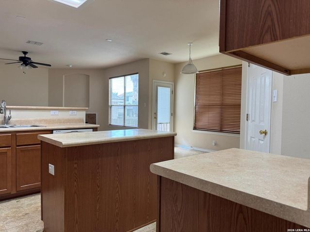 4526 Darien Vista, San Antonio, TX 78247