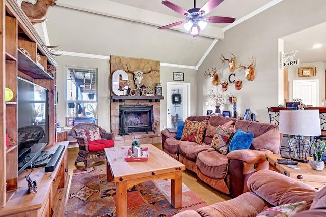 12065 Fm 1696 Road, Bedias, TX 77831