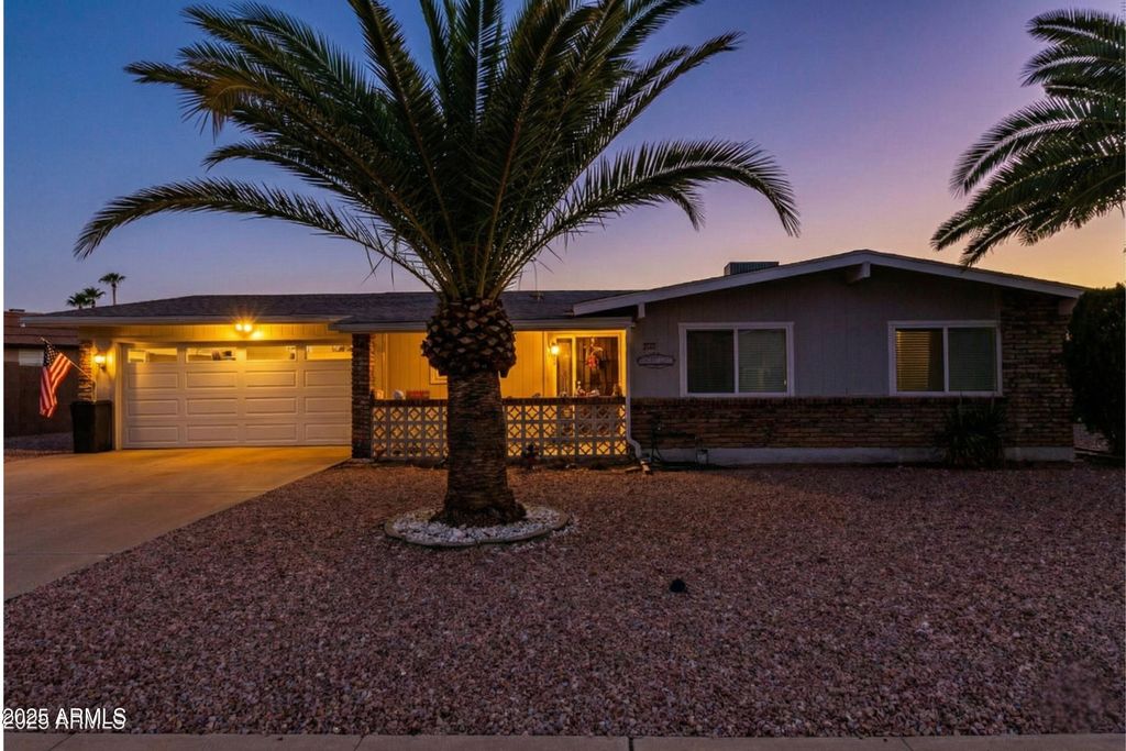 11002 W DEANNE Drive, Sun City, AZ 85351 — exterior