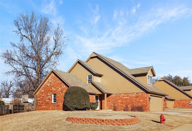 15 Coventry Court, Edmond, OK 73012