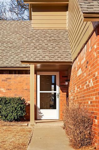 15 Coventry Court, Edmond, OK 73012