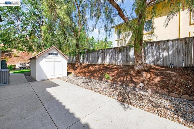 752 Troun Way, Livermore, CA 94551