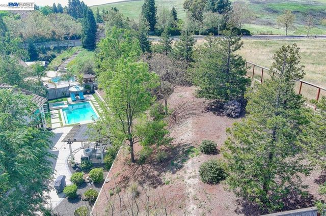 752 Troun Way, Livermore, CA 94551