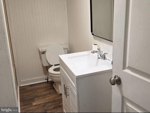1139 HAMPTON AVE, Morgantown, WV 26505