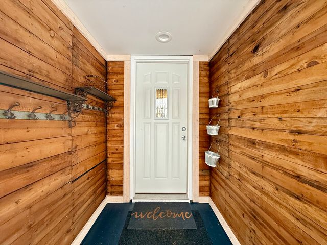 717 Warner Avenue, Lemont, IL 60439