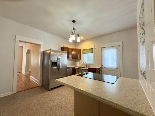 717 Warner Avenue, Lemont, IL 60439