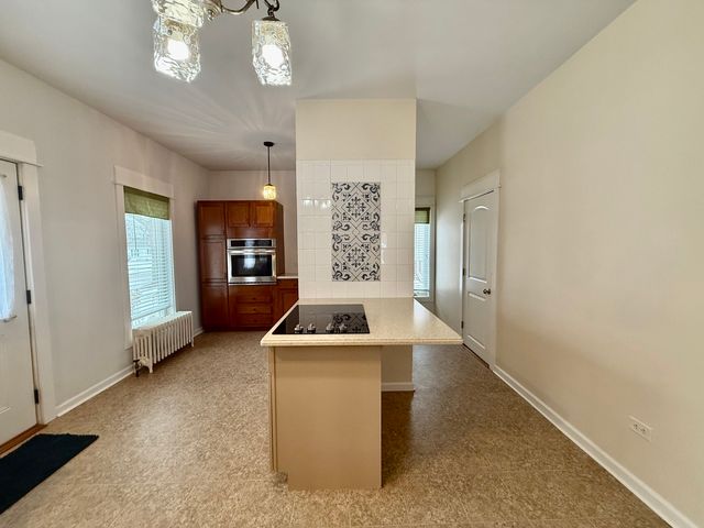 717 Warner Avenue, Lemont, IL 60439