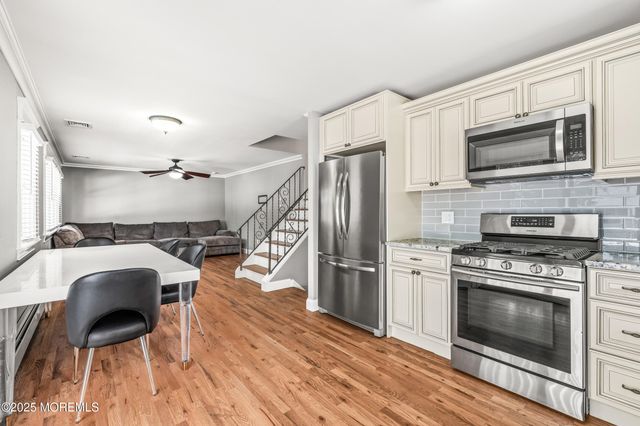 27 Branch Road, Oakhurst, NJ 07755