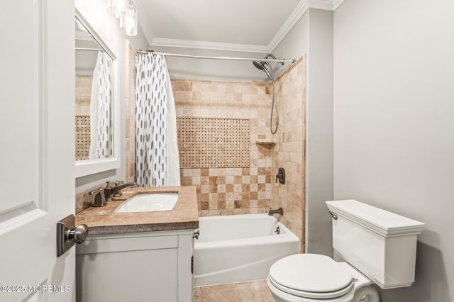 27 Branch Road, Oakhurst, NJ 07755