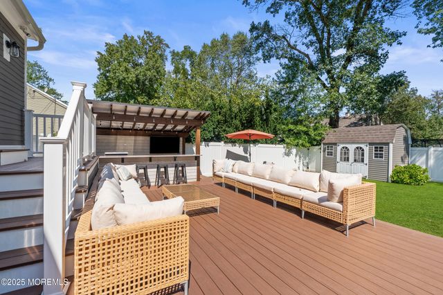27 Branch Road, Oakhurst, NJ 07755
