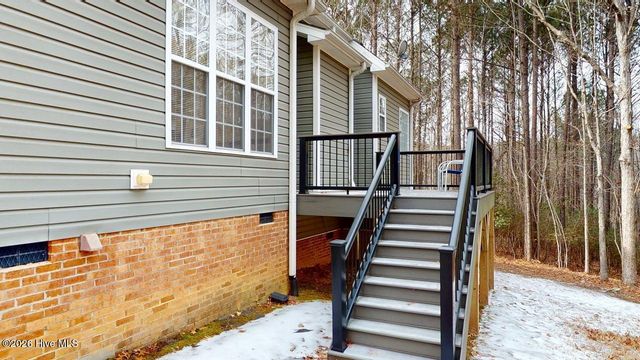 72 Sundew Court, Clayton, NC 27527