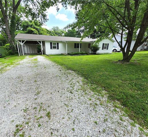 108 EDDING Lane, Fairview Heights, IL 62208