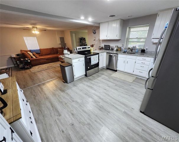 108 EDDING Lane, Fairview Heights, IL 62208