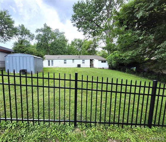 108 EDDING Lane, Fairview Heights, IL 62208