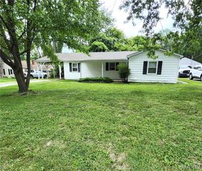 108 EDDING Lane, Fairview Heights, IL 62208