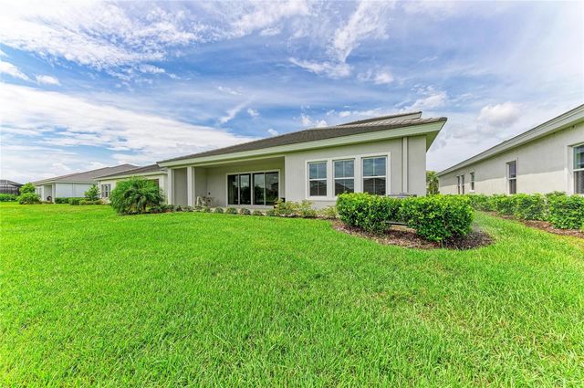 17725 ROOST PLACE, Lakewood Ranch, FL 34211