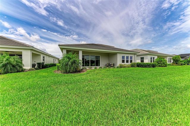 17725 ROOST PLACE, Lakewood Ranch, FL 34211