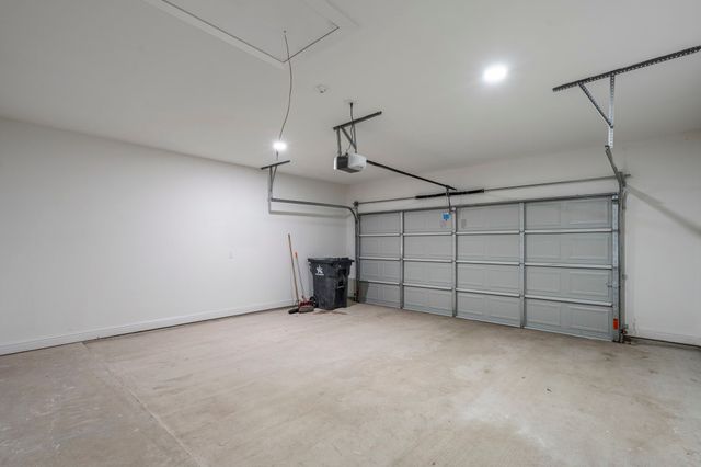 518 S Cockrell Hill Road, Cockrell Hill, TX 75211