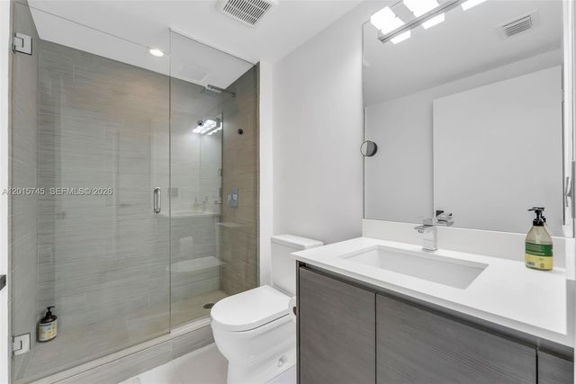300 Sunny Isles Blvd 4-905, Sunny Isles Beach, FL 33160
