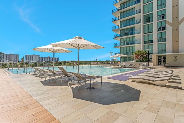 300 Sunny Isles Blvd 4-905, Sunny Isles Beach, FL 33160