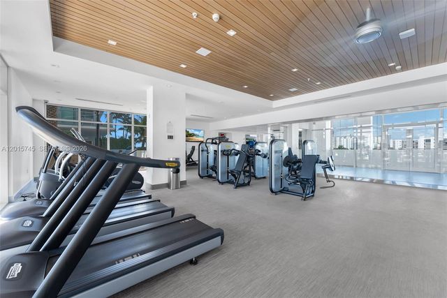 300 Sunny Isles Blvd 4-905, Sunny Isles Beach, FL 33160