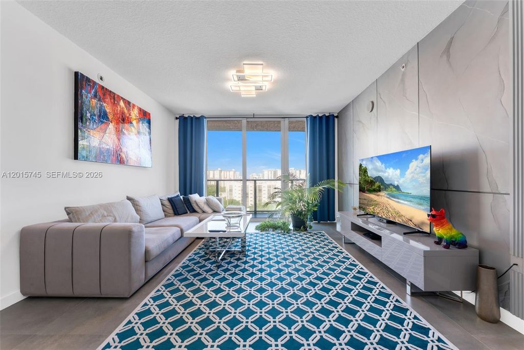 300 Sunny Isles Blvd 4-905, Sunny Isles Beach, FL 33160