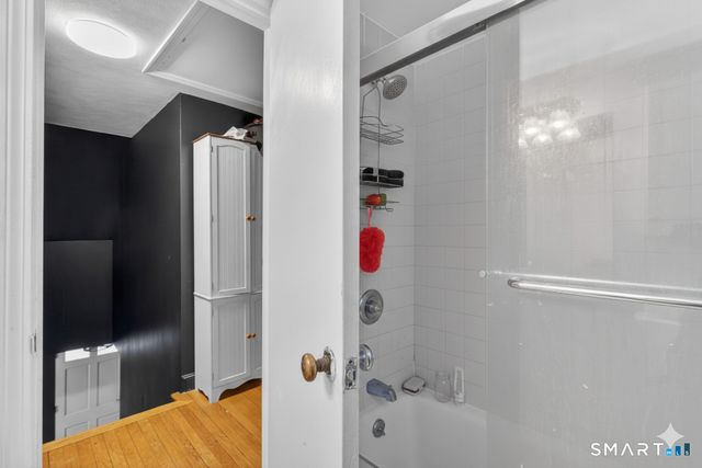 7 Grimes Brook Place, Simsbury, CT 06070