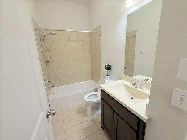 6683 Deleon Street, Irving, TX 75039