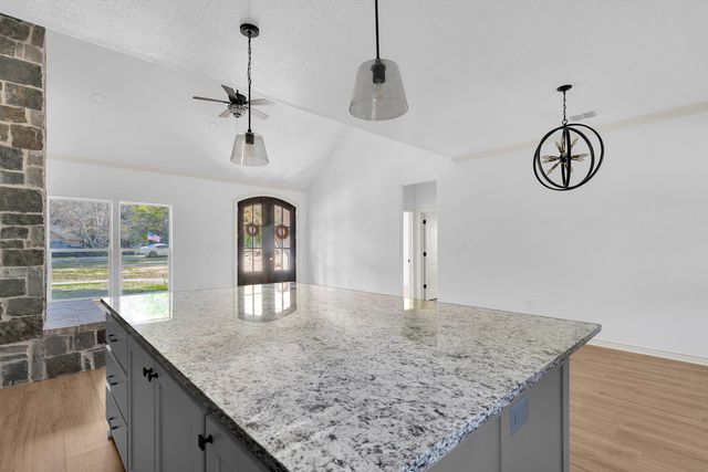 212 Lexington, Big Sandy, TX 75755