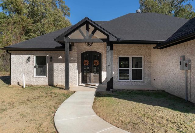 212 Lexington, Big Sandy, TX 75755