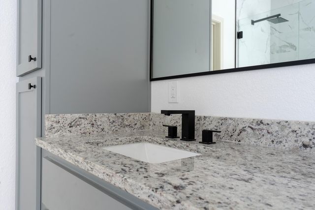 212 Lexington, Big Sandy, TX 75755