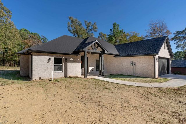 212 Lexington, Big Sandy, TX 75755