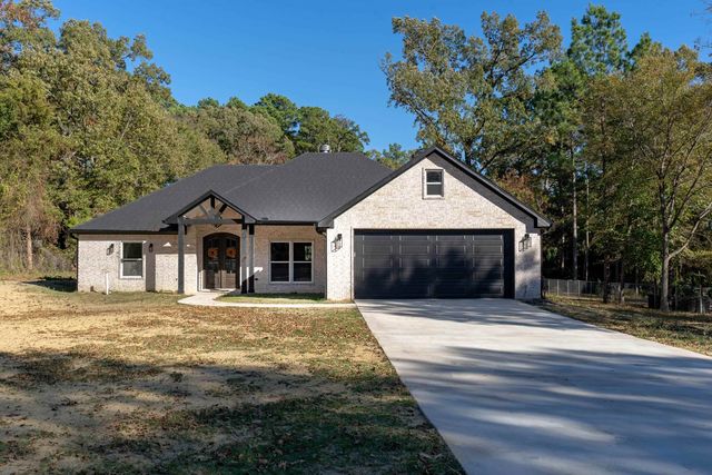 212 Lexington, Big Sandy, TX 75755