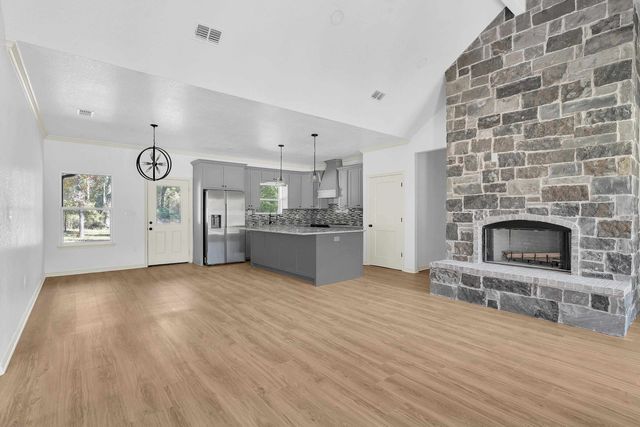 212 Lexington, Big Sandy, TX 75755