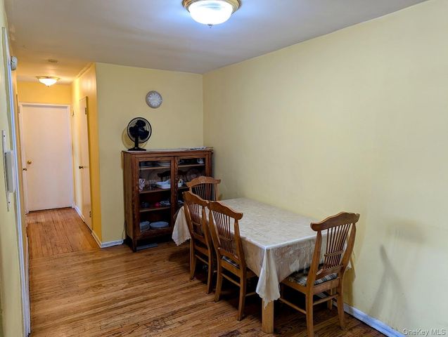 57-10 Junction Blvd 4G, Elmhurst, NY 11373
