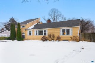 249 Wheeler Park Avenue, Fairfield, CT 06825