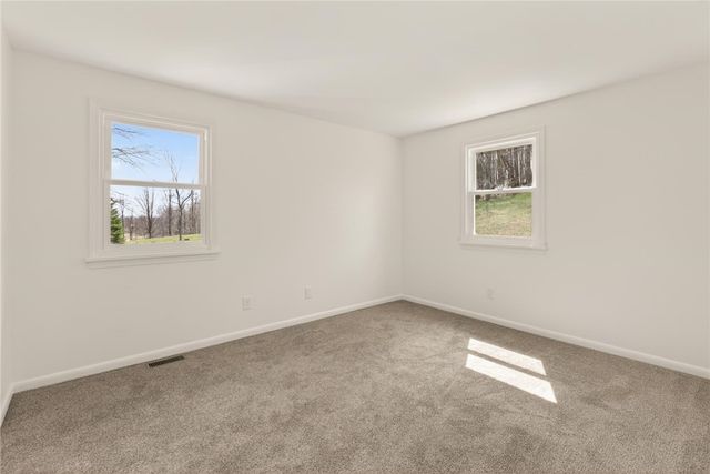 195 Cline Road, Farmington, NY 14564