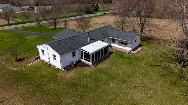 195 Cline Road, Farmington, NY 14564