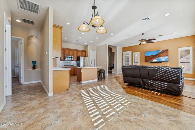 9915 E JENSEN Street, Mesa, AZ 85207