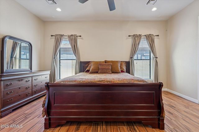 9915 E JENSEN Street, Mesa, AZ 85207