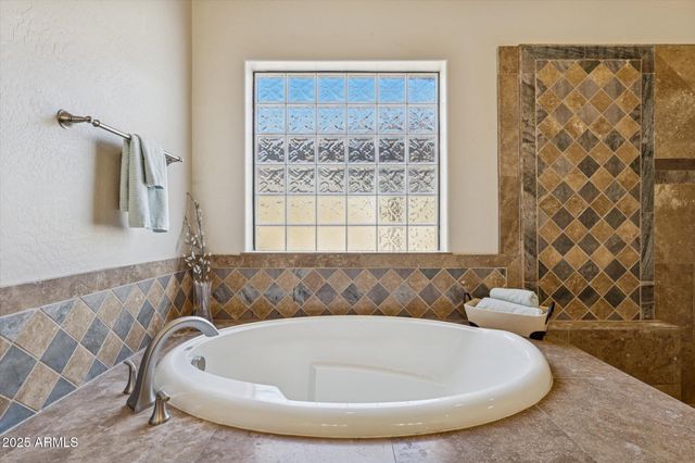 9915 E JENSEN Street, Mesa, AZ 85207