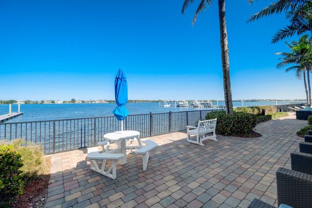 2700 N Federal Highway 409, Boynton Beach, FL 33435