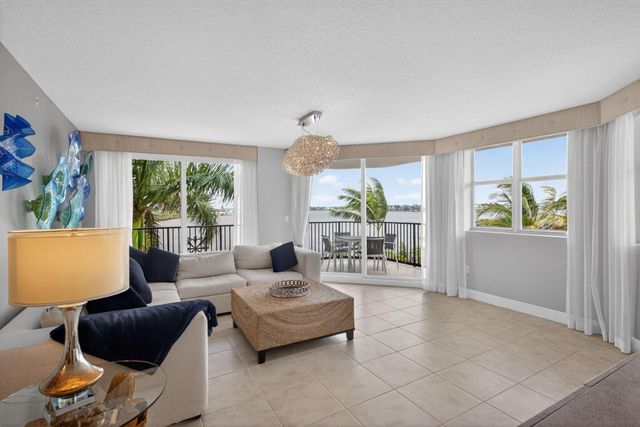 2700 N Federal Highway 409, Boynton Beach, FL 33435