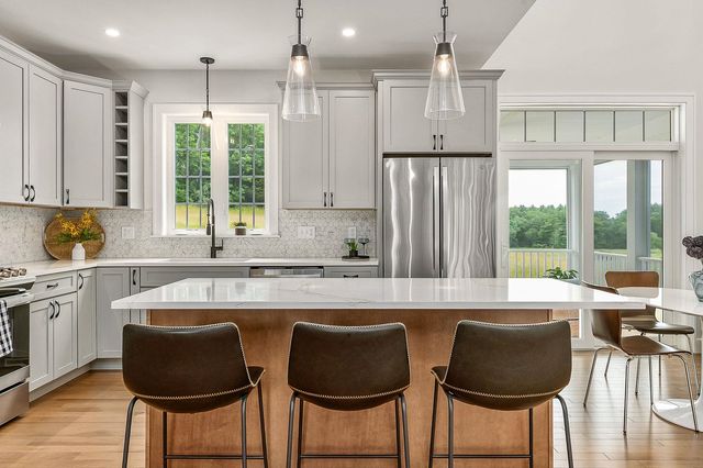 226 Oak Street, Dover, NH 03820