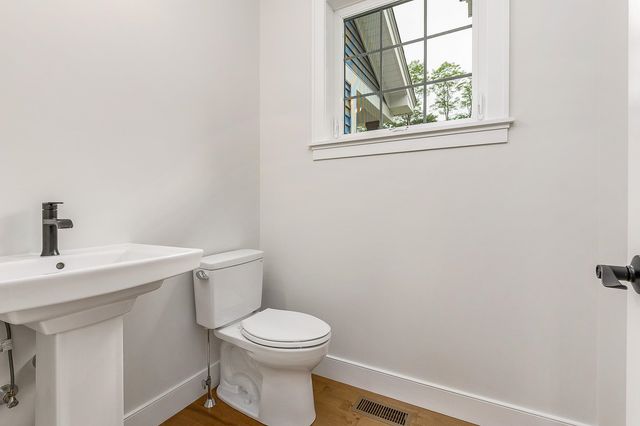 226 Oak Street, Dover, NH 03820