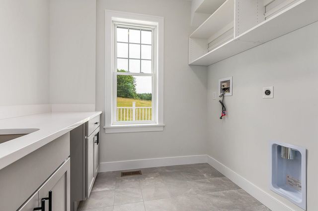 226 Oak Street, Dover, NH 03820