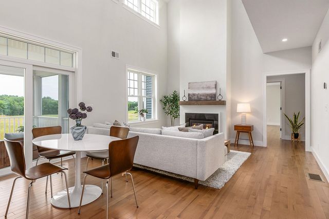 226 Oak Street, Dover, NH 03820