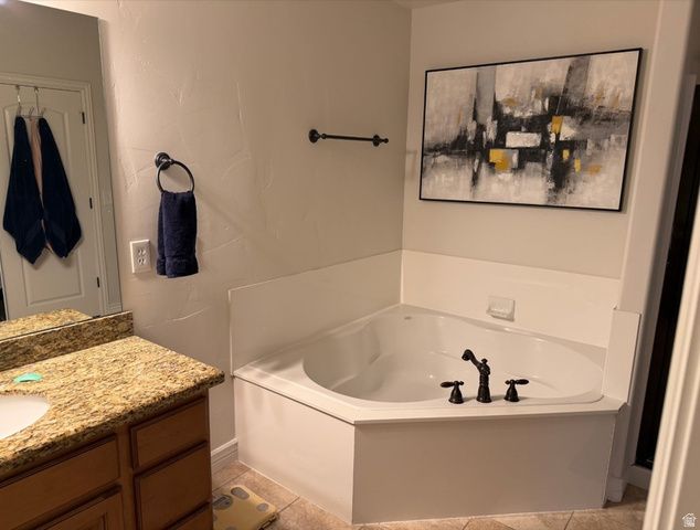 4251 W LAKE BRIDGE DR, South Jordan, UT 84009
